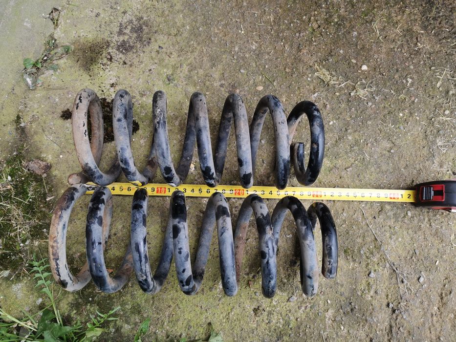 Sprężyny Suzuki Vitara 1.6 3d