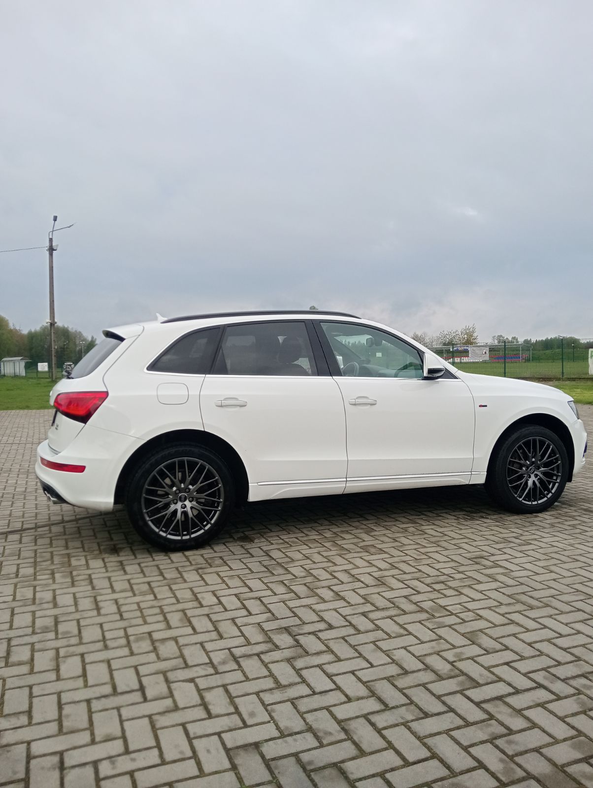 Sprzedam Audi Q5