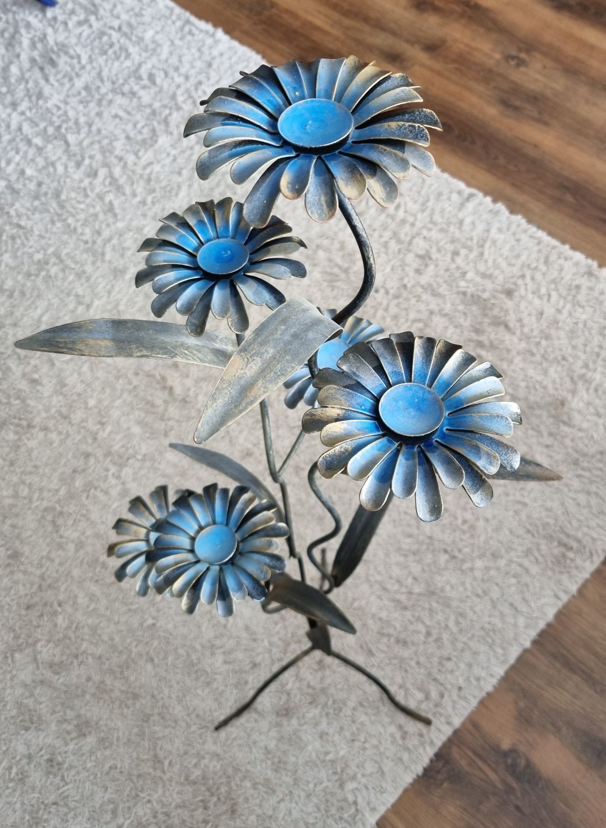Świecznik metalowy kwiaty na 6 świec