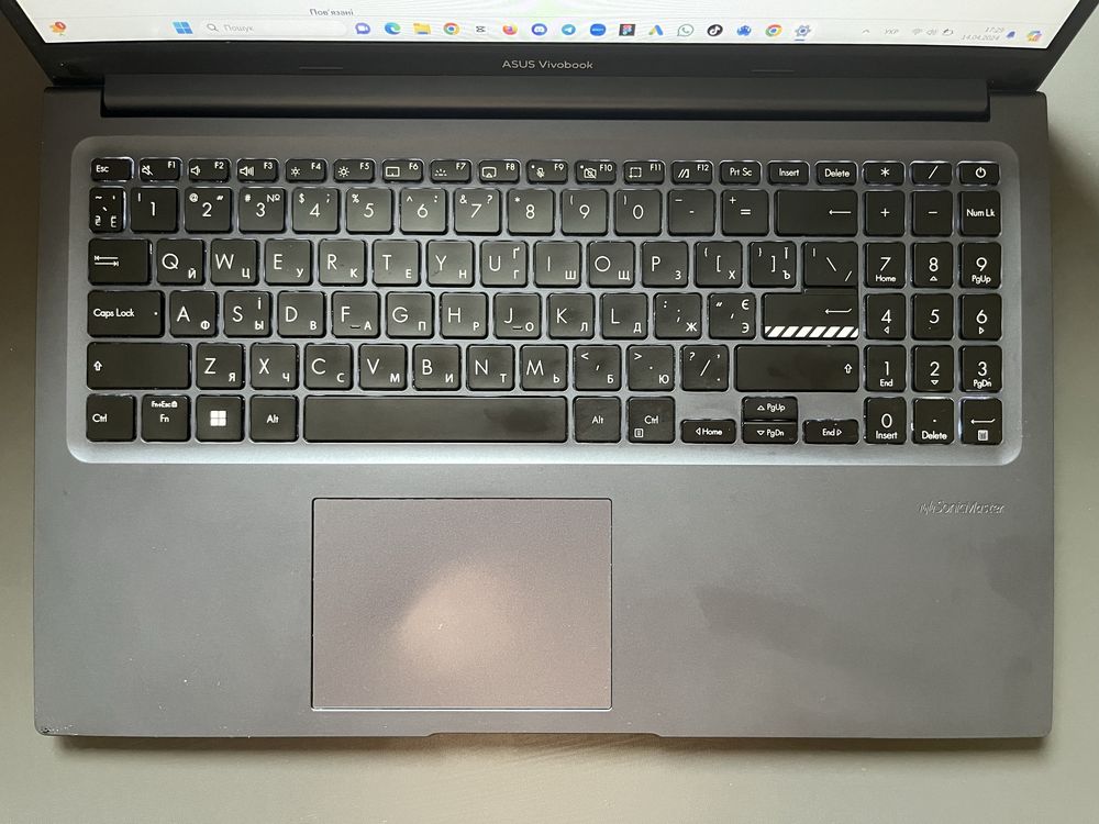 Продам Ноутбук ASUS Vivobook 15.6 (Ідеальний стан)