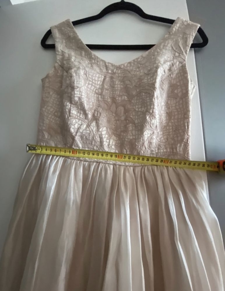 Kremowo-beżowa sukienka z brokatową górą, weselna;Edan, 36