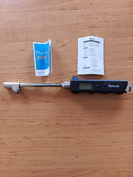 Cyfrowy miernik ciśnienia w oponach (ciężarówka)