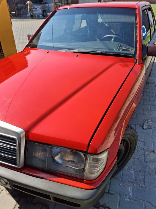 Розборі Mercedes-Benz w201