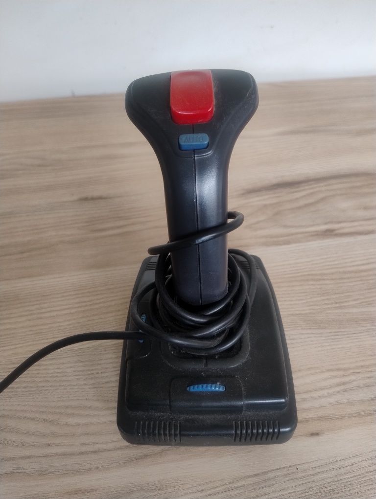 Joystick QuickShot do konsoli