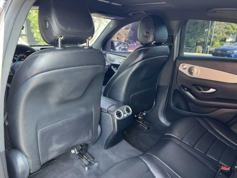 Mercedes-Benz GLC 300 Coupe 4MATIC      2021