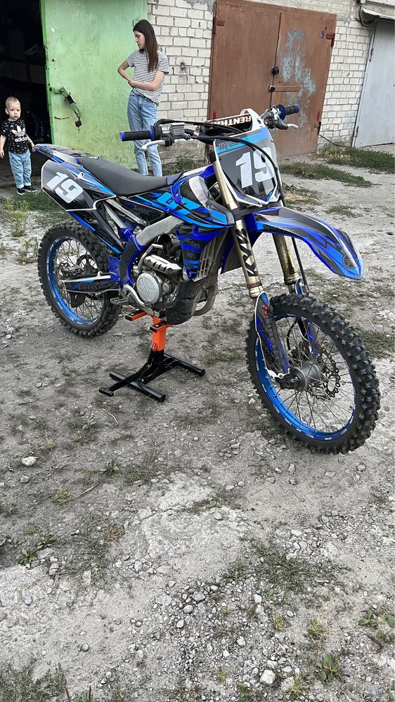 Yamaha yz250f в гарному стані