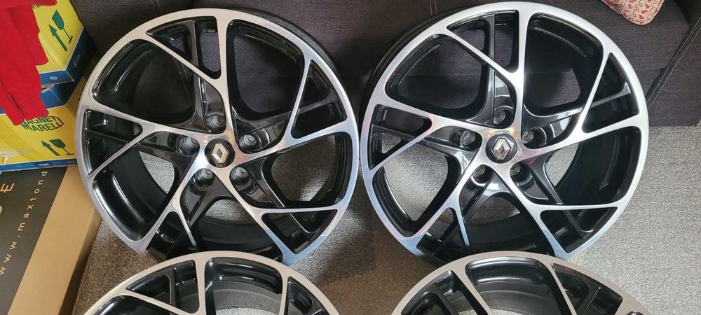 Felgi Renault Megane RS 19"