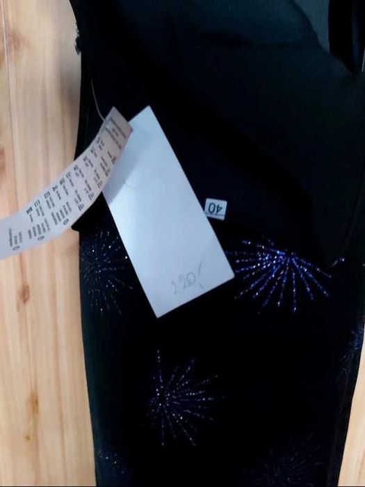 Piękna wieczorowa sukienka PREMIUM z cekinami w gwiazdy, 40,-26%