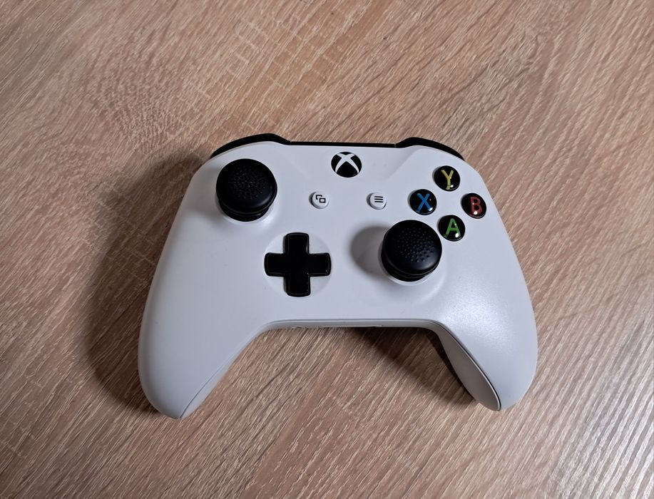 Консоль XBOX One S 1Tb