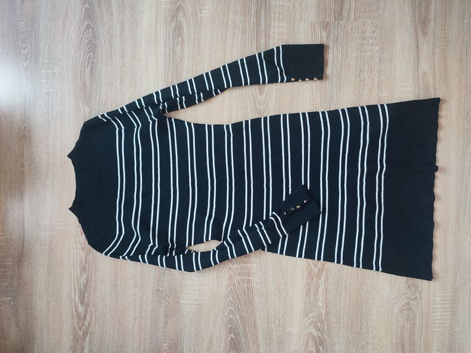 Sukienka sweterkowa New Look