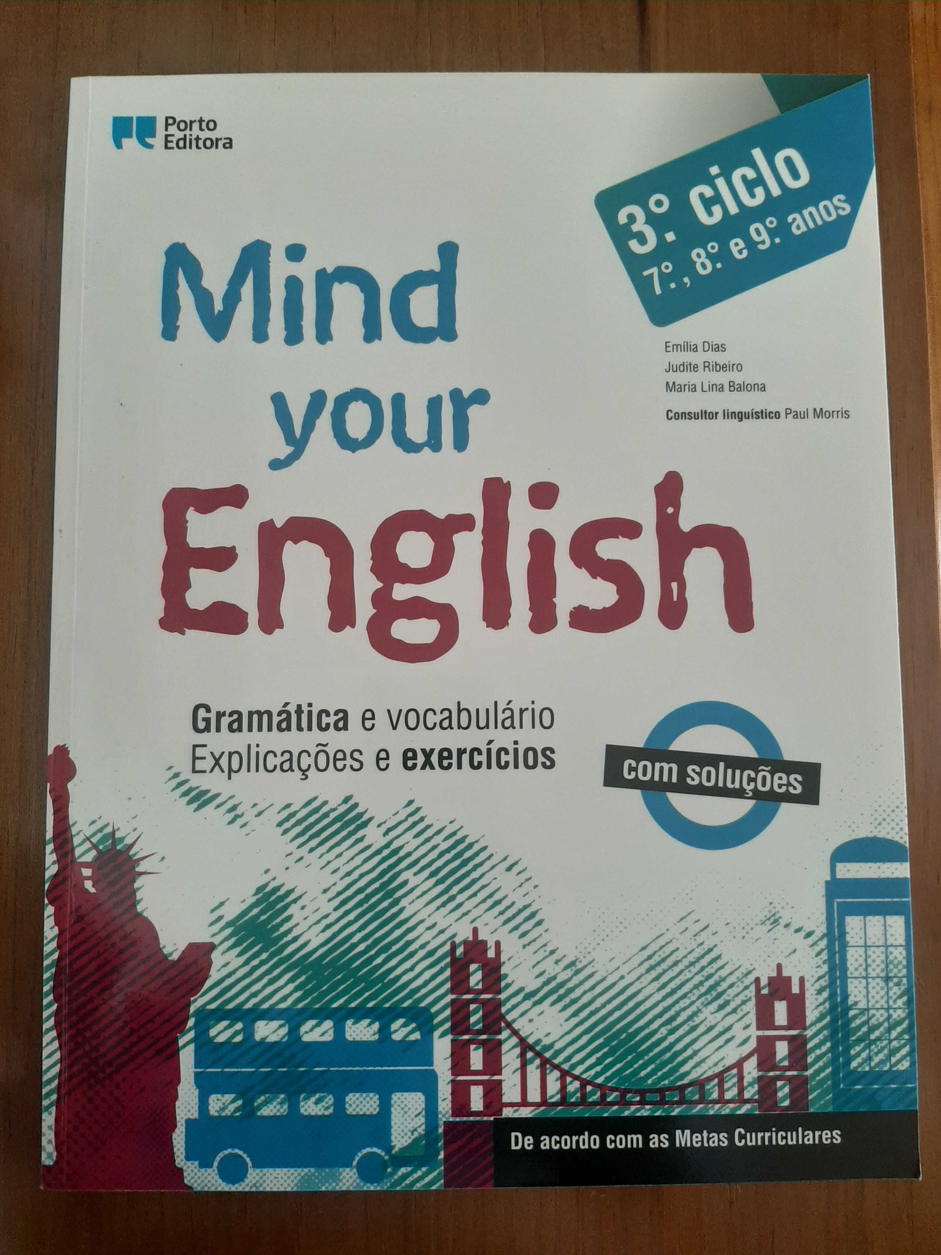 Livro de gramática e vocabulário de inglês 3° ciclo