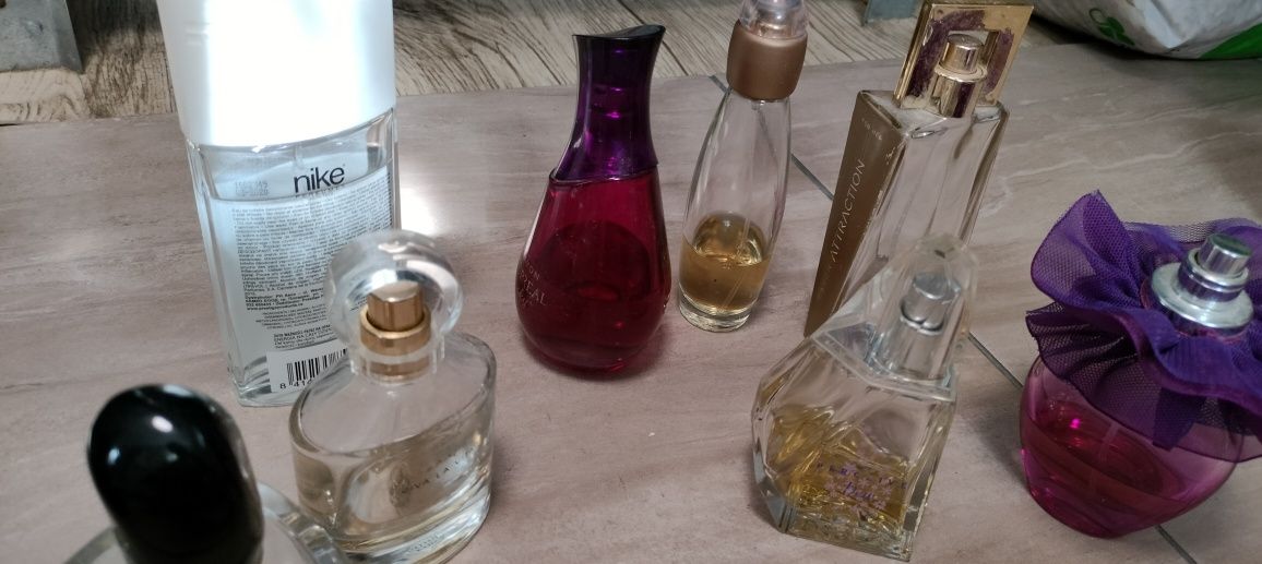 8 sztuk perfum używanych