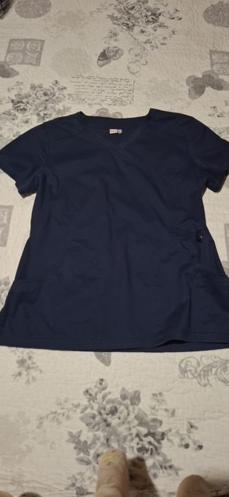 Продам медичний костюм, жіночій