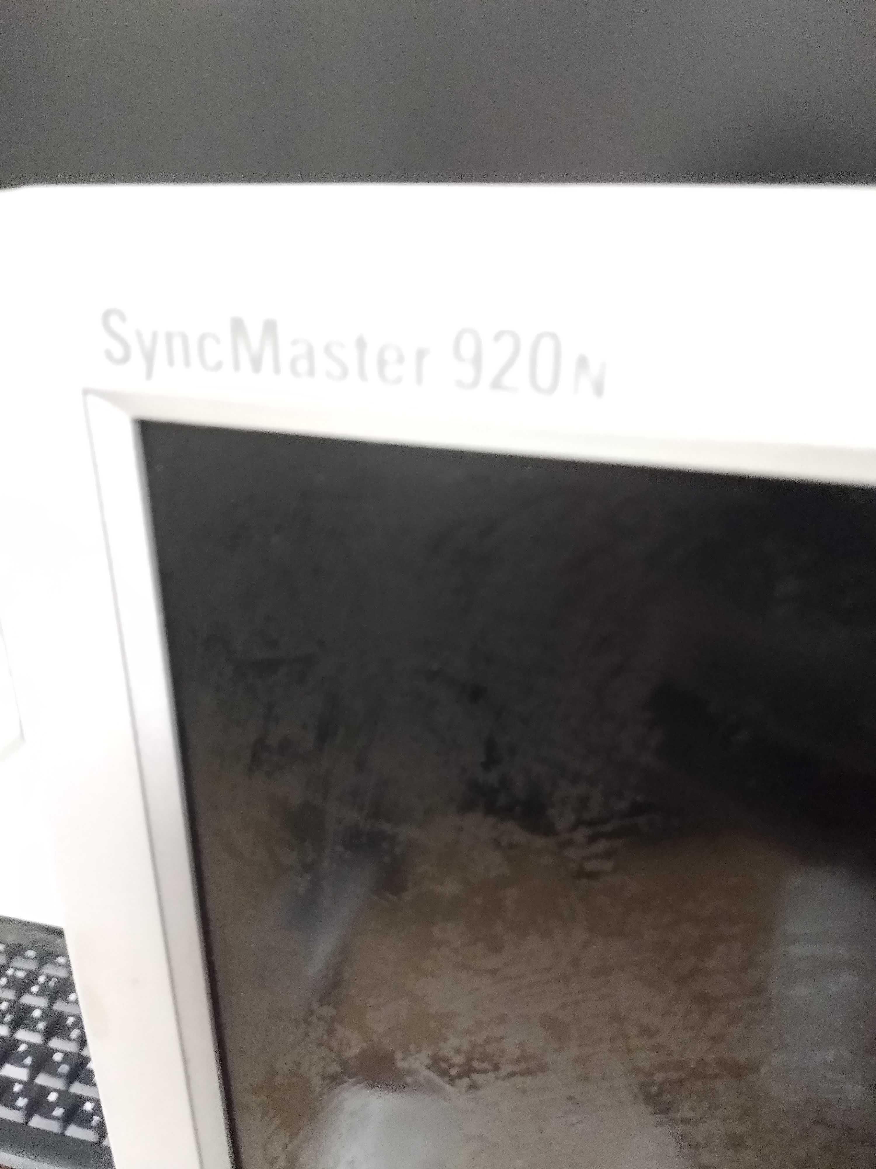 Монітор Самсунг 19 дюймів Sync Master 920N