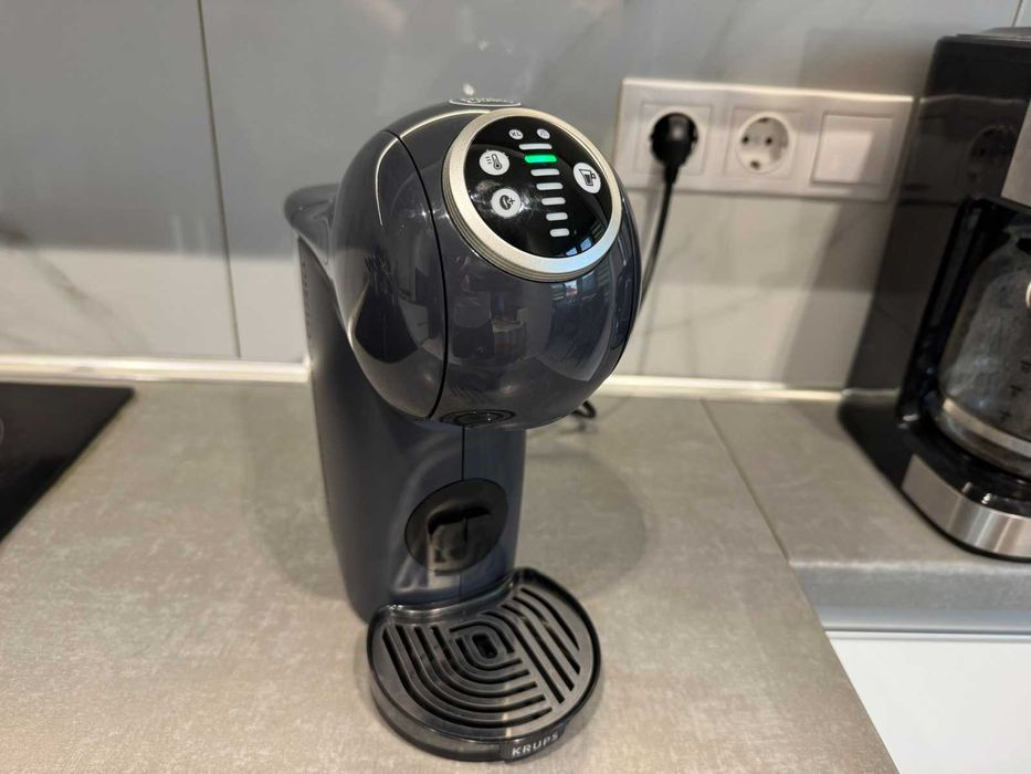 Кавоварка капсульна KRUPS Gusto Genio S Plus