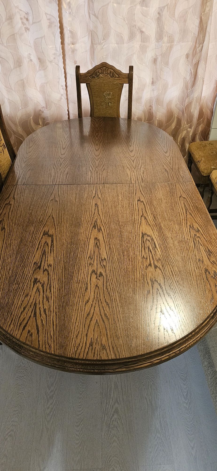 Stół + 8 krzeseł ze Swarzędza
