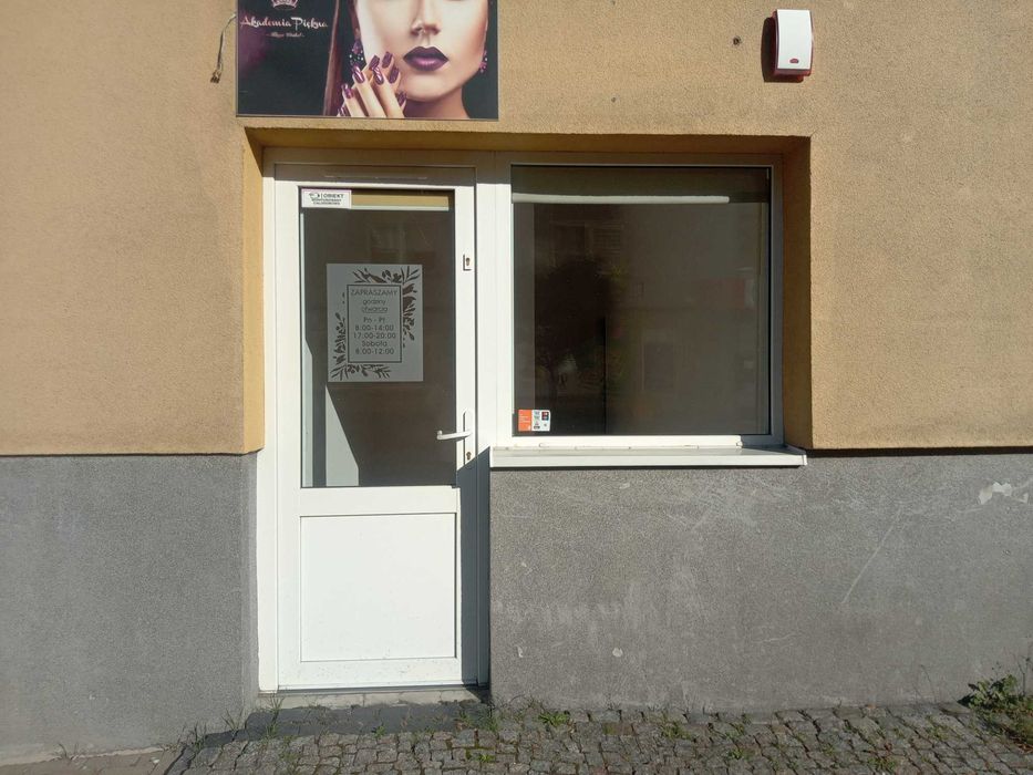 Sprzedam lokal usługowy w Pieńsk.