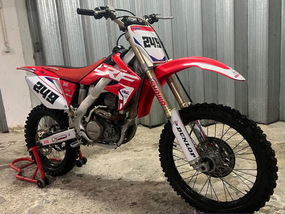 Honda CRF  250 R 2 Escapes
