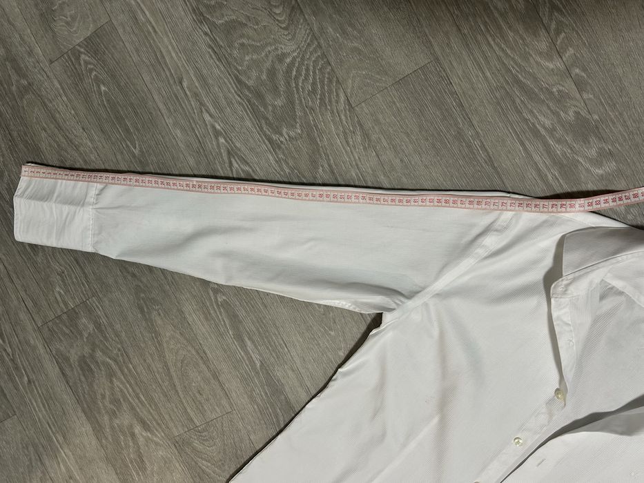 Продам чоловічу рубашку Calvin Klein