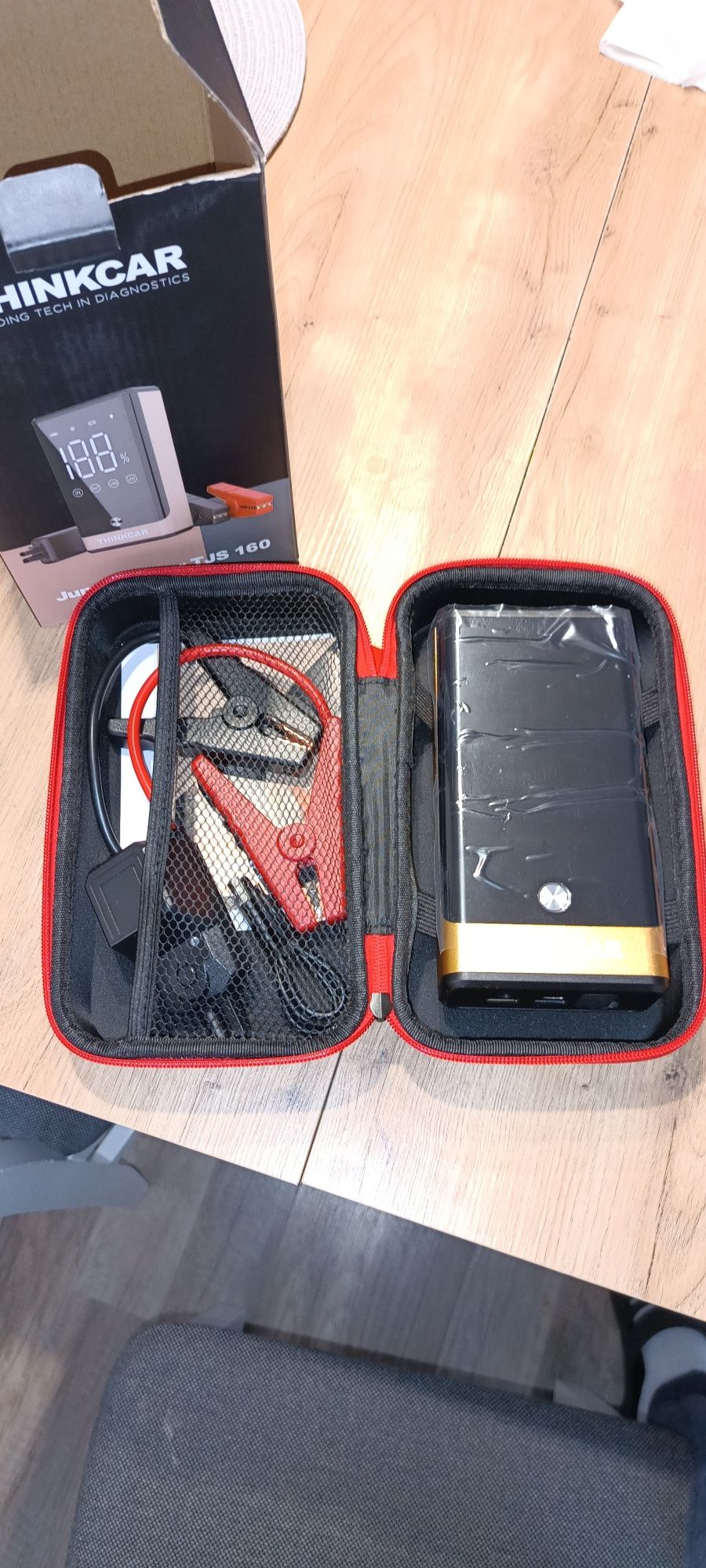 Thinkcar TJS160 starter power bank