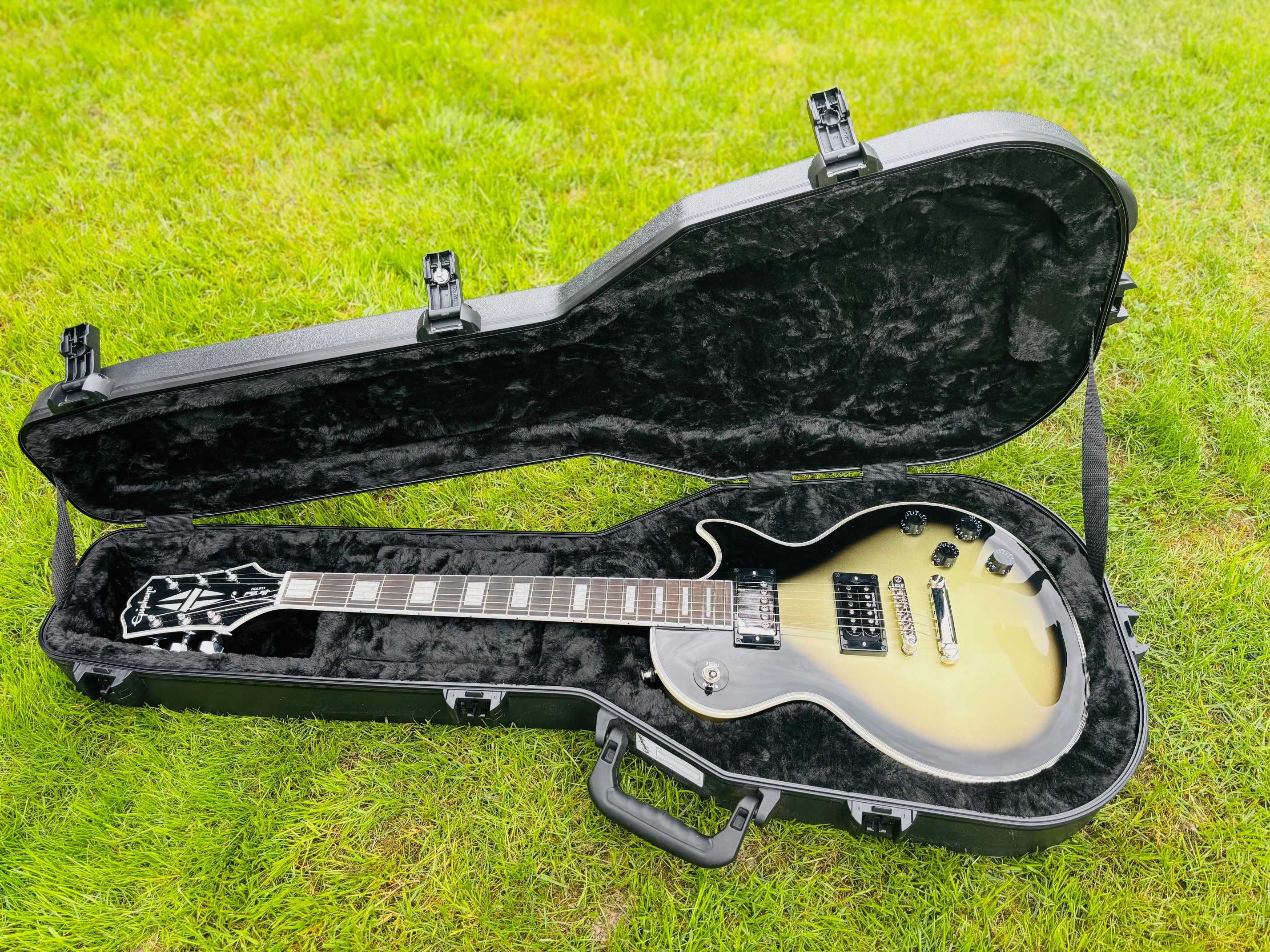 Epiphone Les Paul Custom Adam Jones Art Collection Sensation - Mint