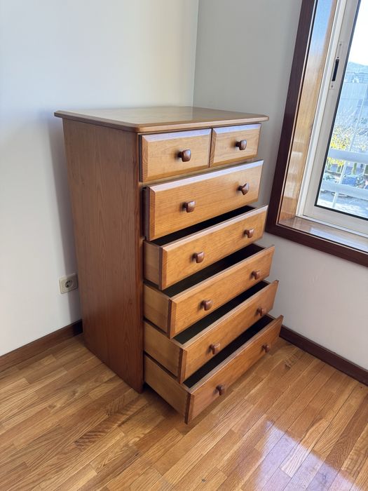 Vendo cómoda em bom estado