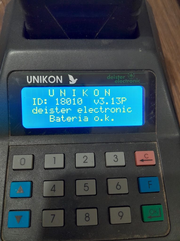 Sprzedam zegar do gołębi Unikon