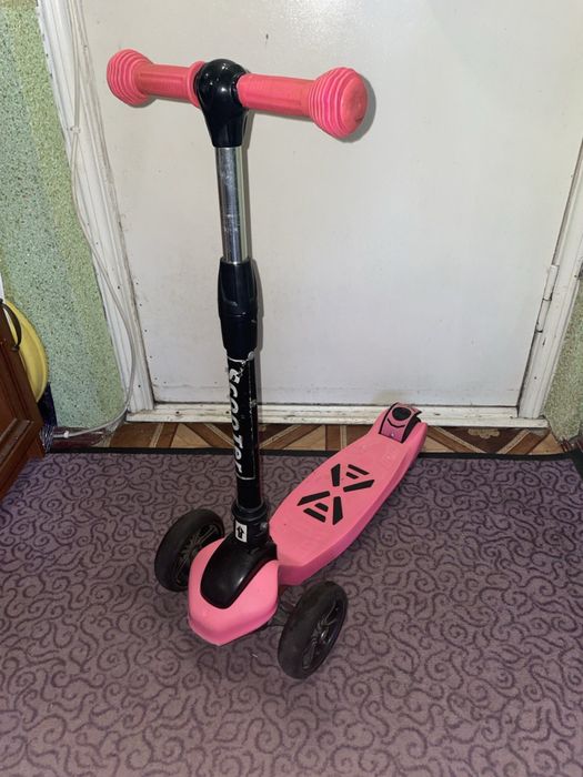 Самокат дитячий