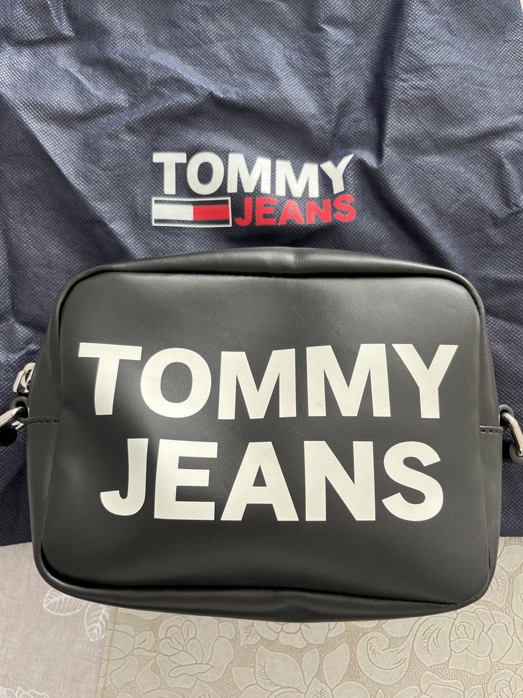 Mała listonoszka Tommy Jeans