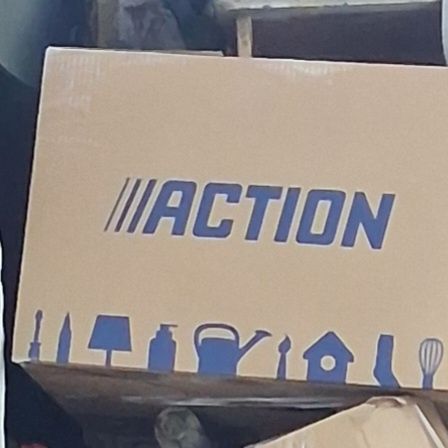 Zabawki lalki samochody do domu dziecka