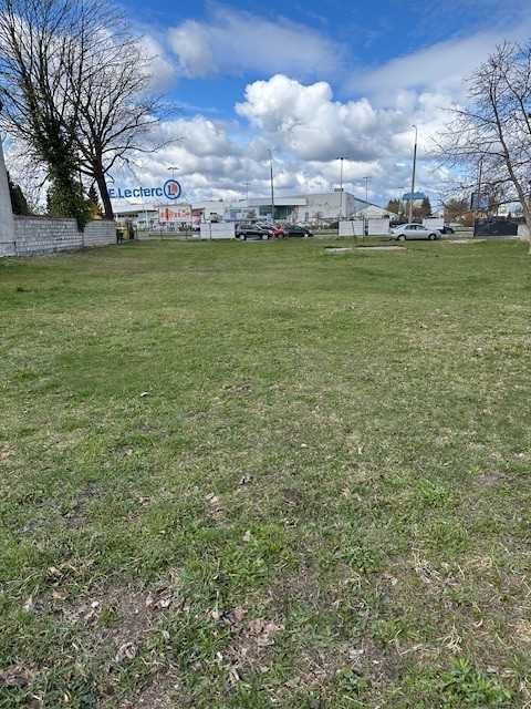 Wynajem placu – Idealne miejsce na Twoją działalność!