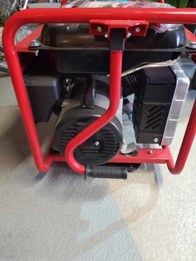 Agregat AVR 4100 jak nowy