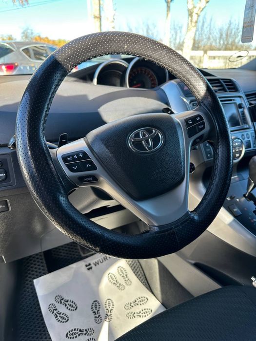 Продам Toyota Verso