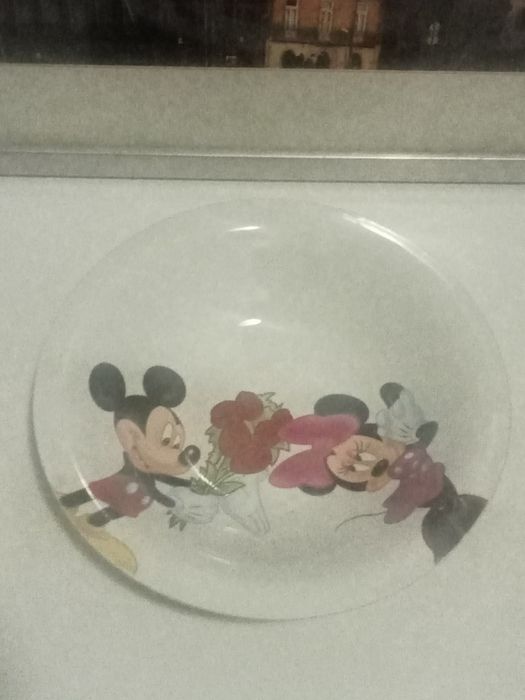 Prato de porcelana infantil Disney ( Mickey e Minnie)
