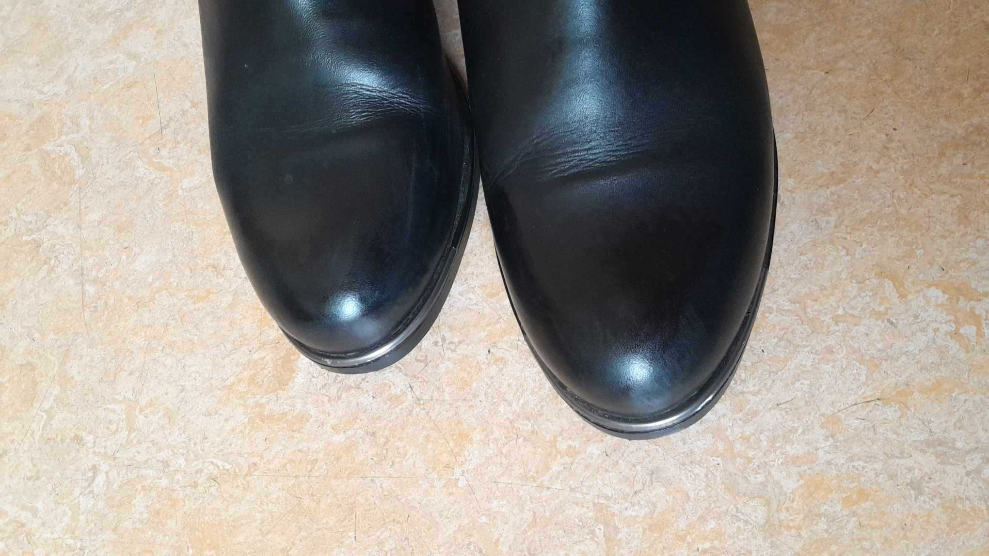buty czarne botki sztyblety na obcasie kowbojki