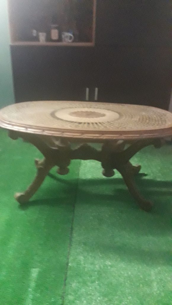 Mesa rústica de centro