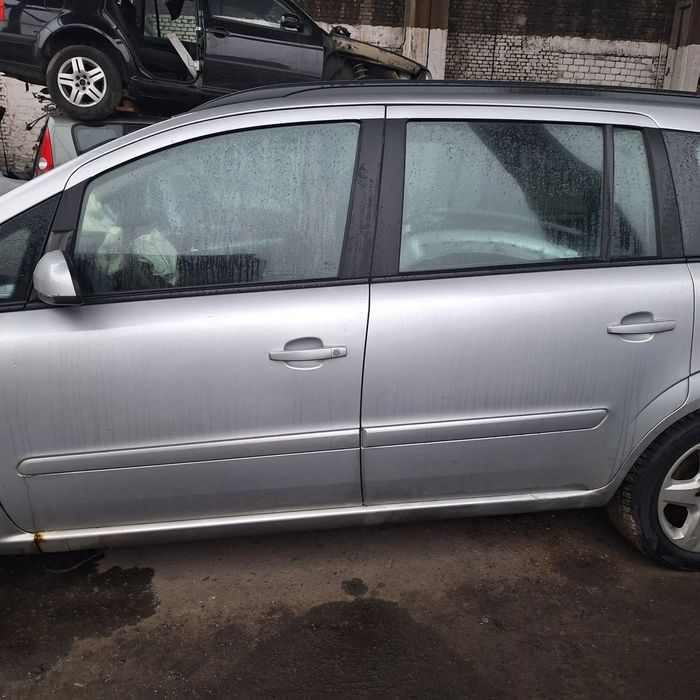 DRZWI LEWY PRAWY TYL LEWE PRAWE ZAFIRA B  Z157