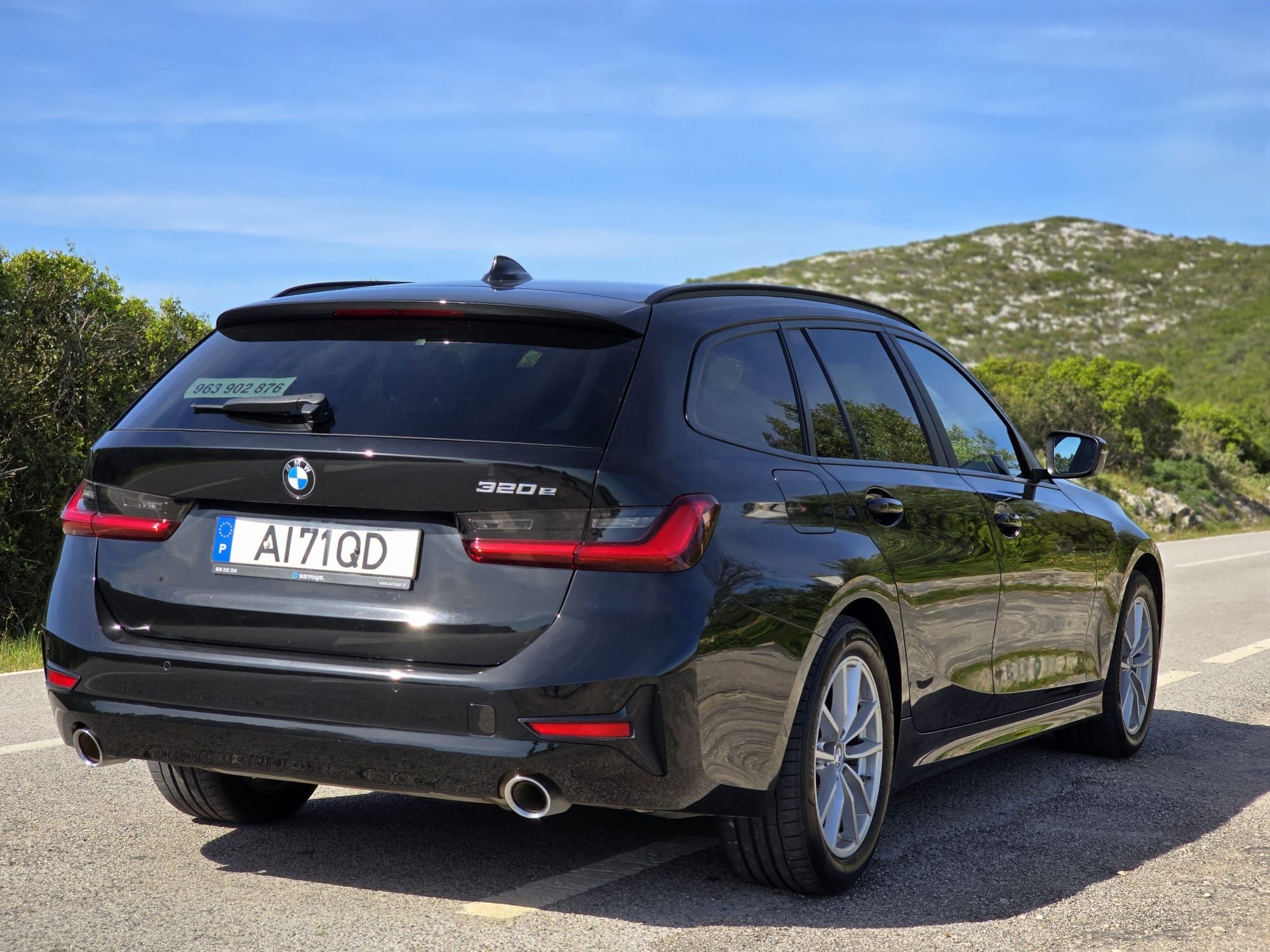 BMW 320e Touring Plug-in hybrid Garantia 530€ Mês