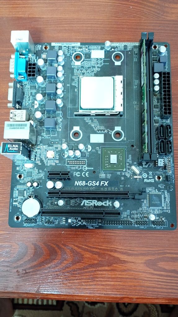 Материнка ASRock N68-GS4 FX