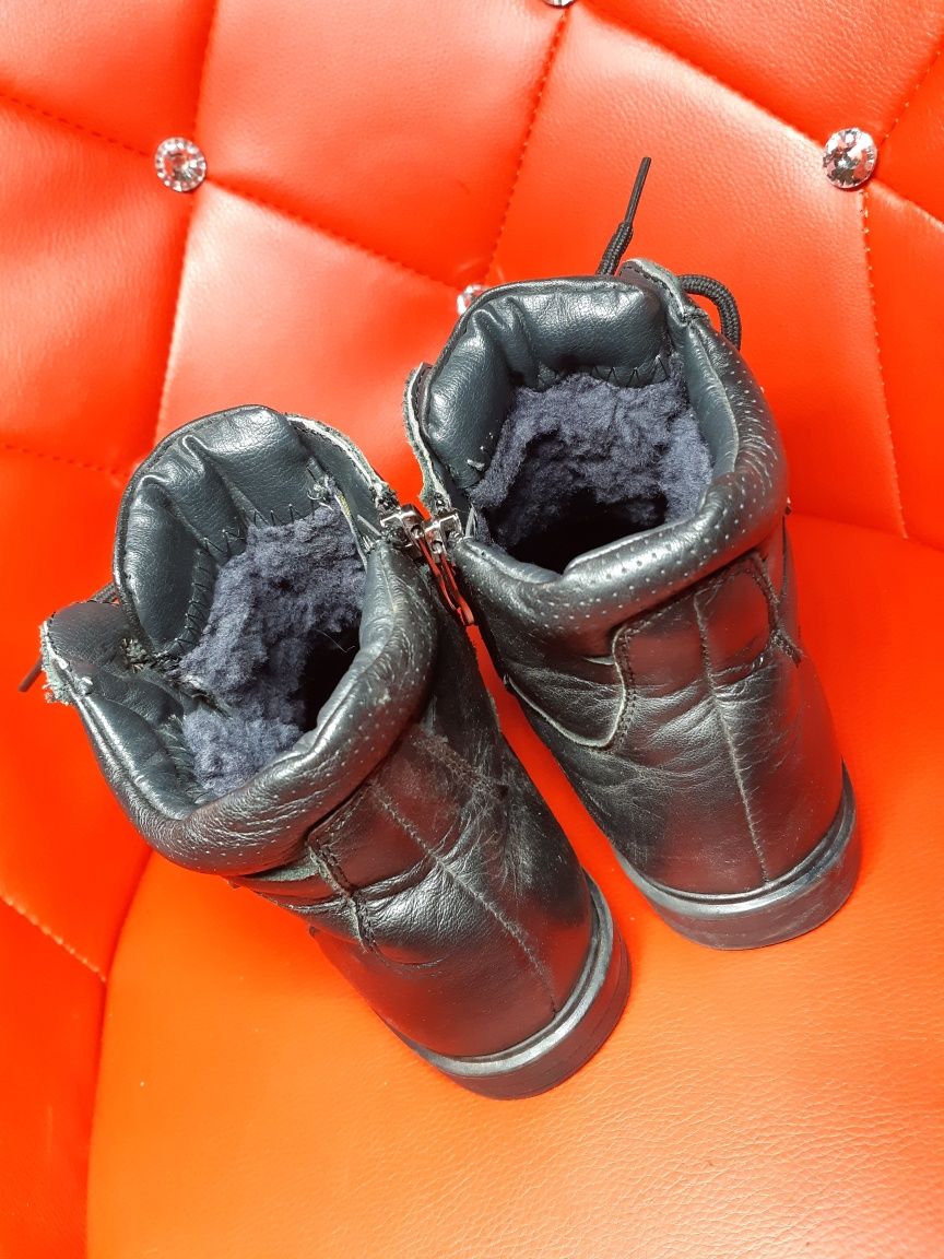 Зимові дитячі ботинки шкіряні на цигейці зимние детские ботинки