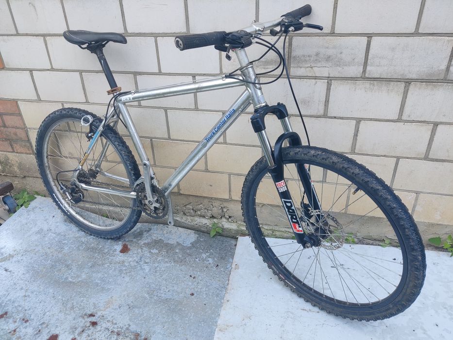 Велосипед з RockShox Dart2 Італія Volvo Cristal