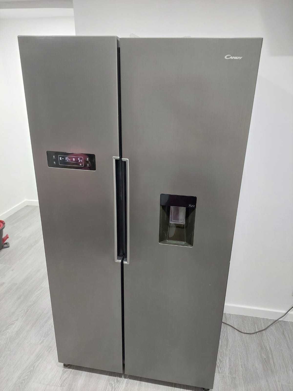 Frigorífico Side by Side Candy Inox
