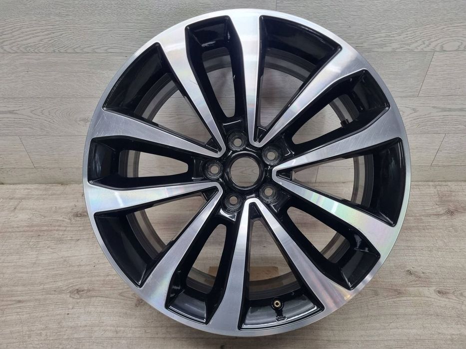 Fiat Tipo 2018 Wszystkie Felgi aluminiowe R17