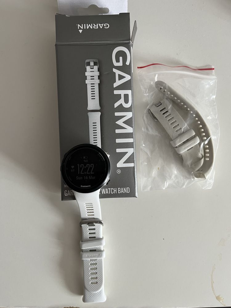 Годинник garmin swim 2