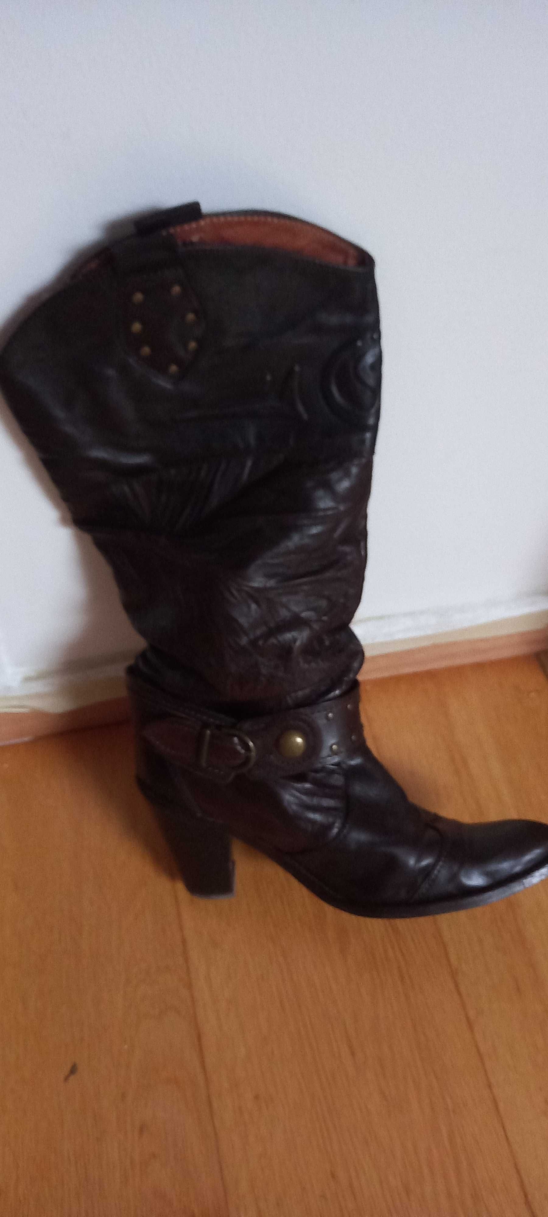 Botas de cano alto