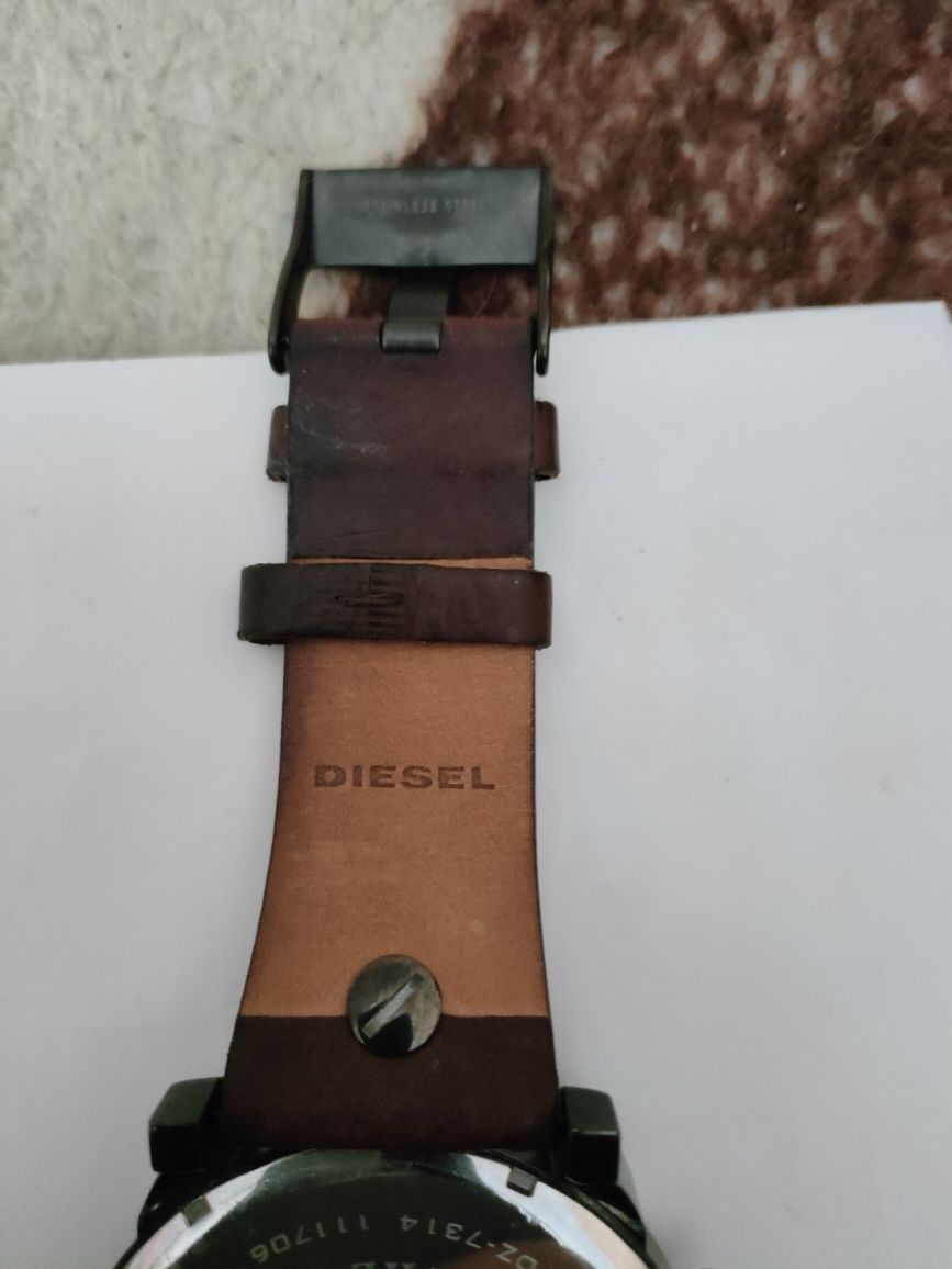 Diesel mega olbrzym oryginalny