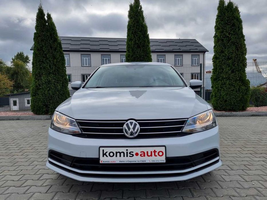 Продам  Volkswagen Jetta 2017. Можна в розстрочку, під викуп.