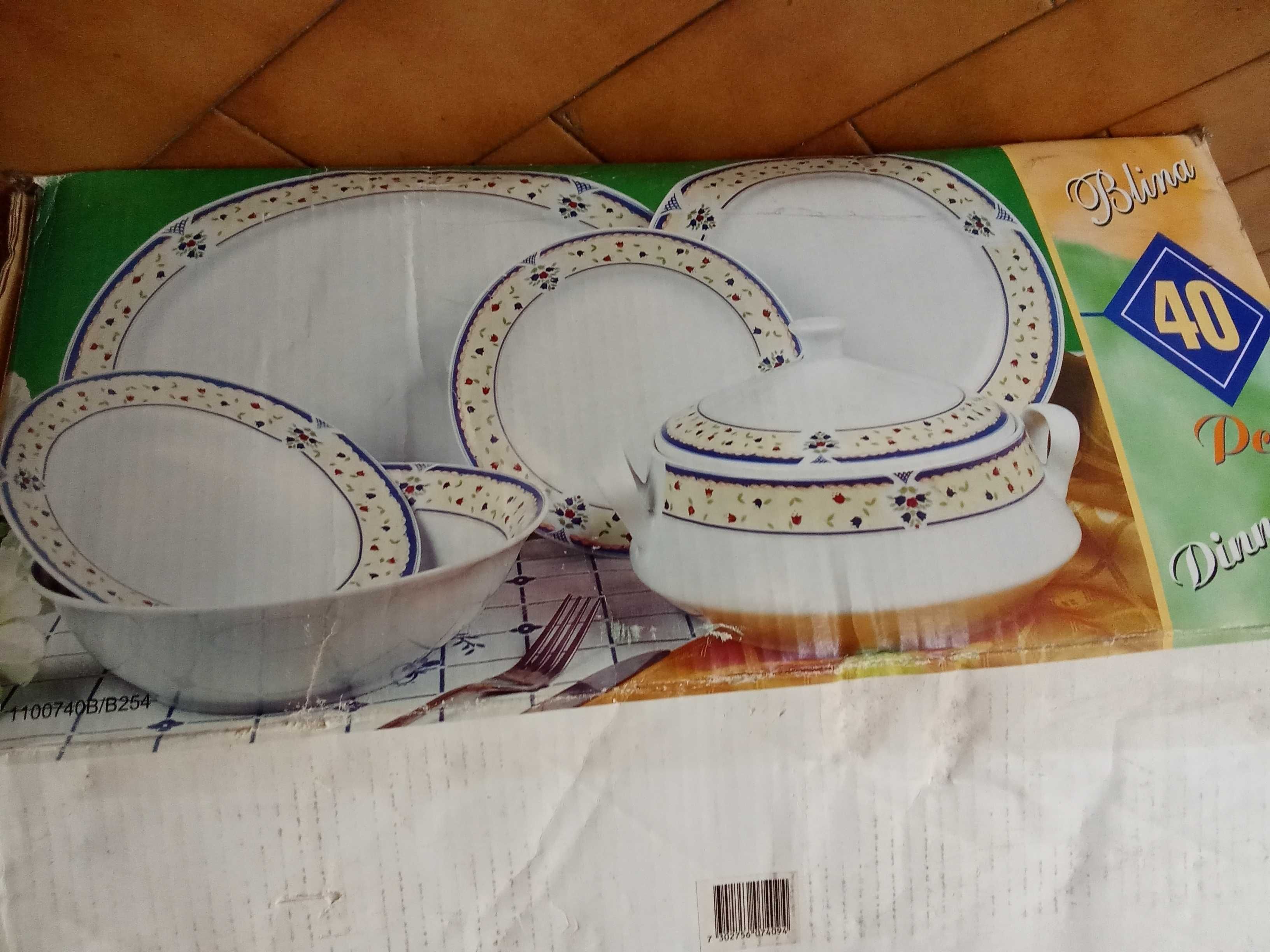 Conjunto de louiça (40 items)