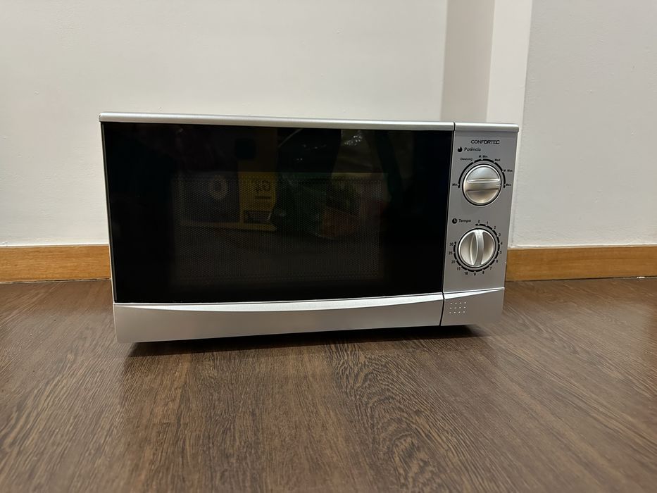 Microondas Confortec 20 L