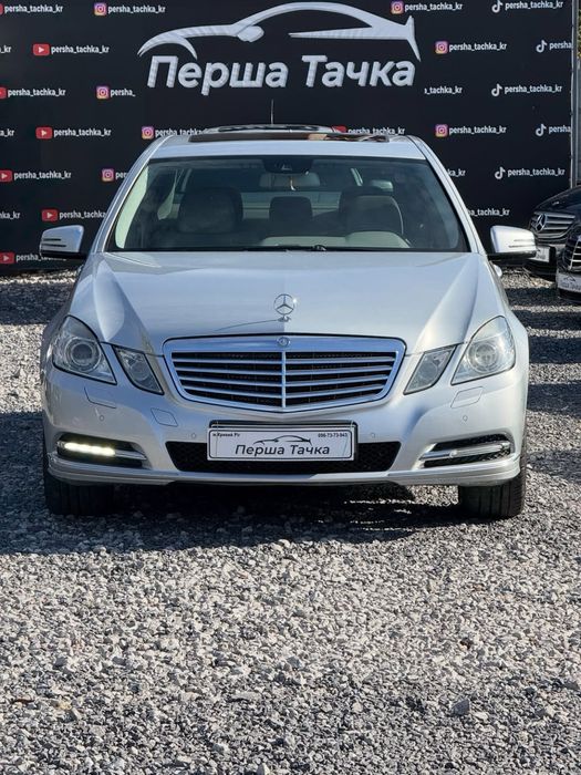 Мерседес 212 2011 1.8 Бензин